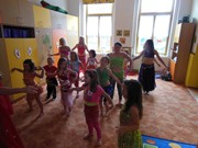 Orientální tanečnice -p.Skalská